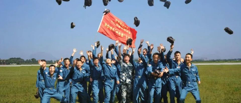 2022年空军青少年航空学校开始招生啦！